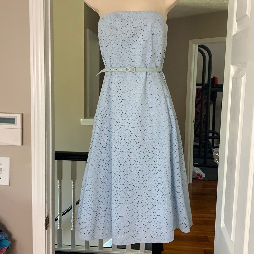 Dress - Picture 3 of 4